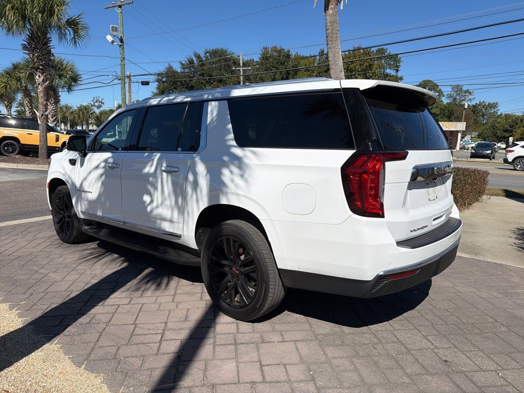 Used 2021 GMC Yukon XL SLT w/ SLT Luxury Package image 6