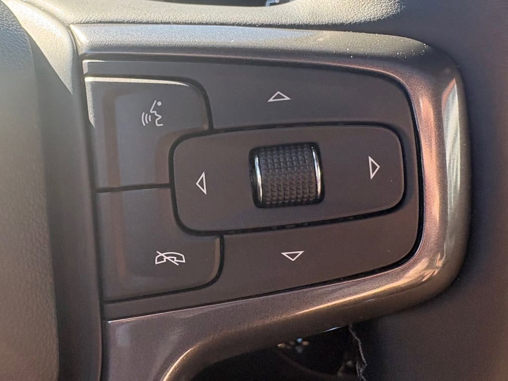 Used 2025 Chevrolet Silverado 2500 High Country w/ Technology Package image 8