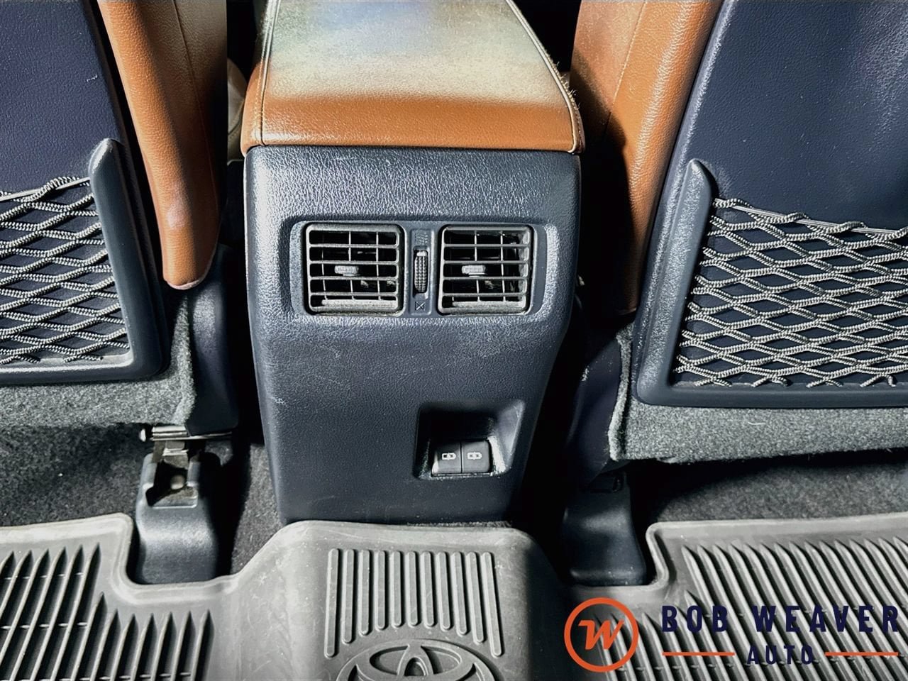 Used 2023 Toyota 4Runner Limited AWD/4WD image 32