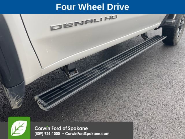 Used 2025 GMC Sierra 3500 Denali image 11