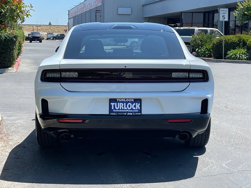 New 2026 Dodge Charger R/T w/ Blacktop Package AWD/4WD image 9