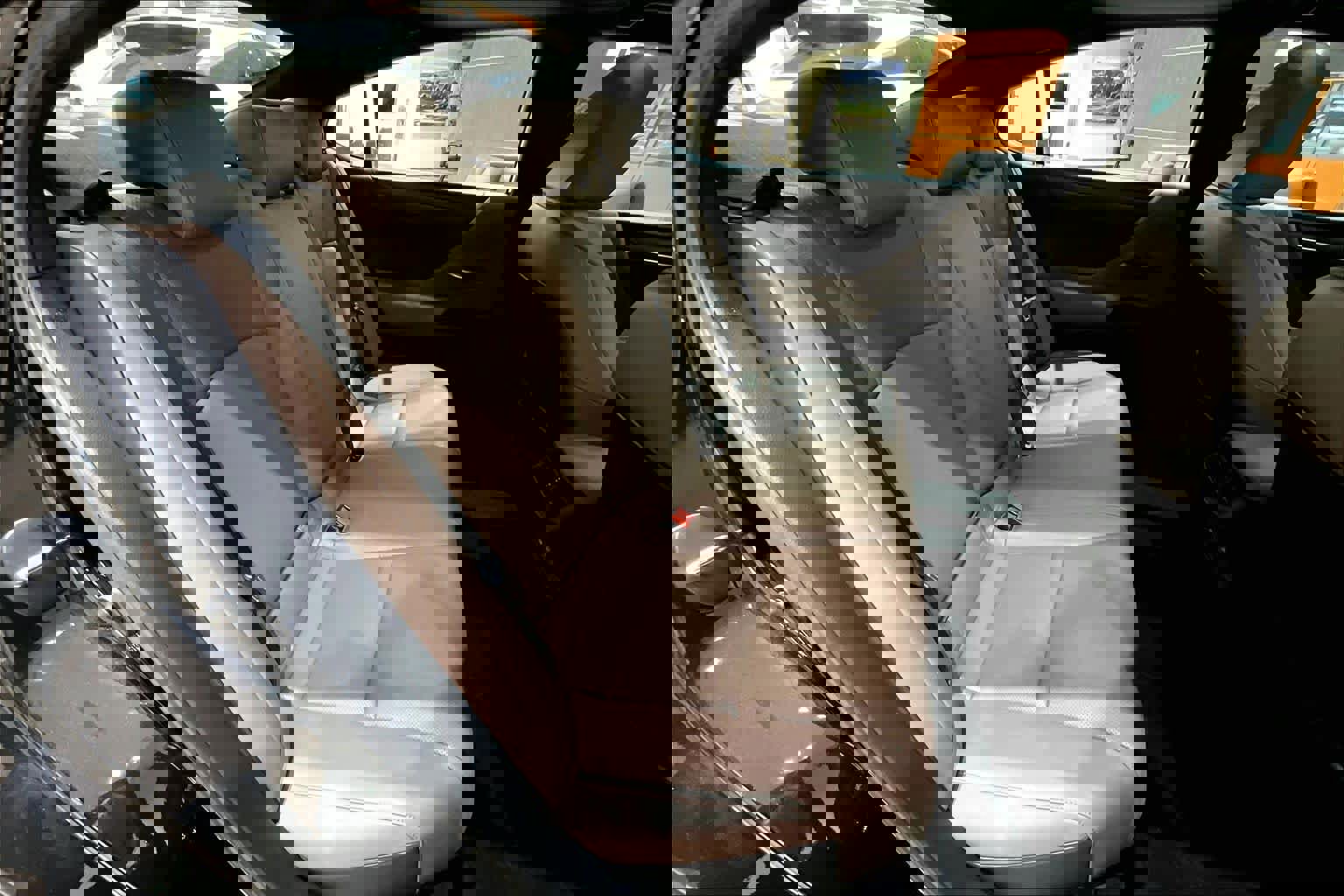 Used 2024 Lexus ES 350 w/ Premium Package image 19