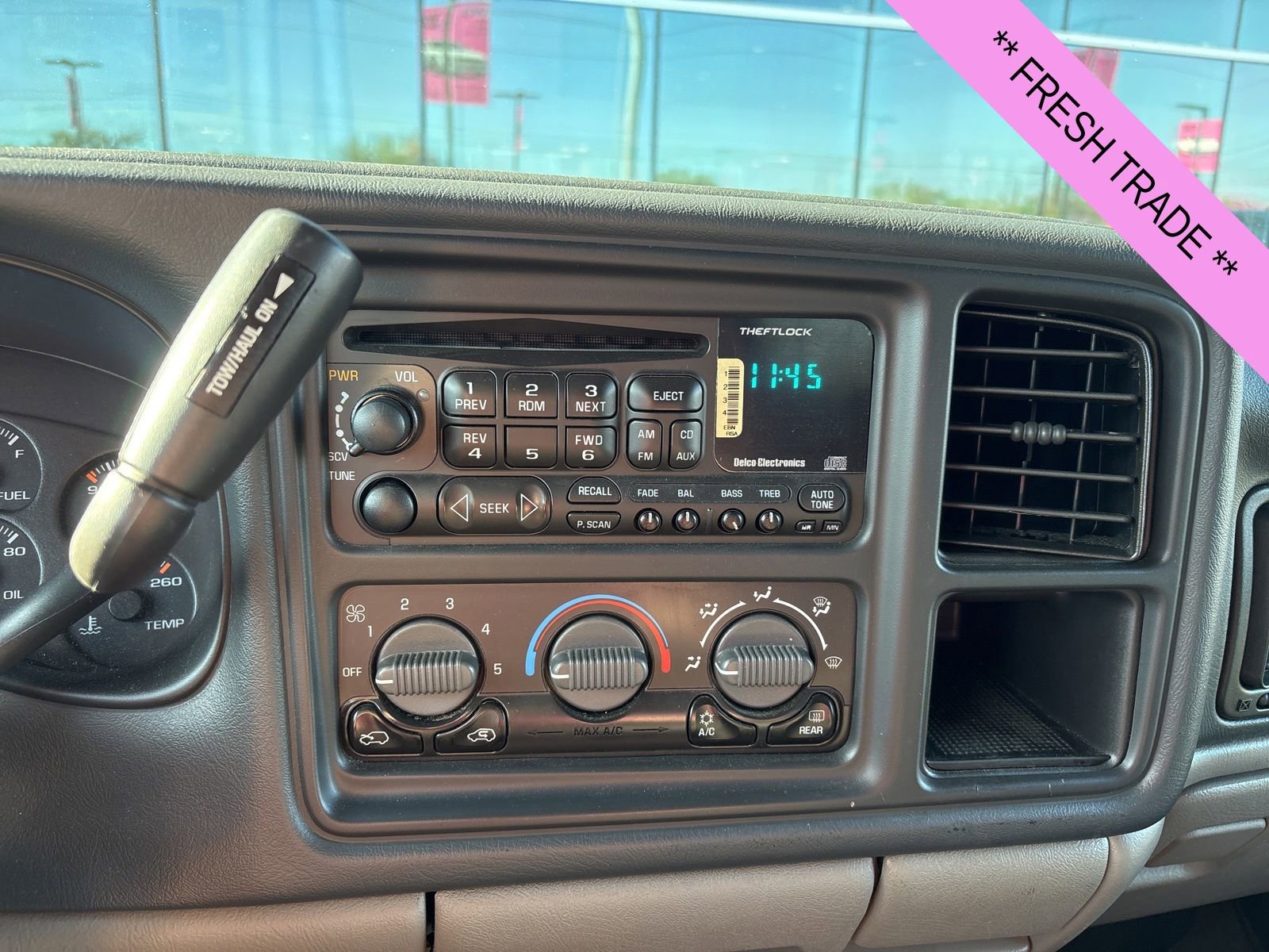 Used 2002 Chevrolet Tahoe LS image 12