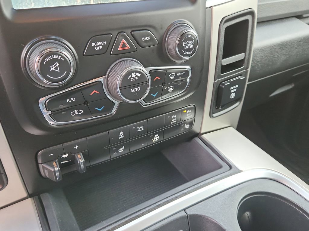 Used 2016 RAM 1500 Big Horn image 26