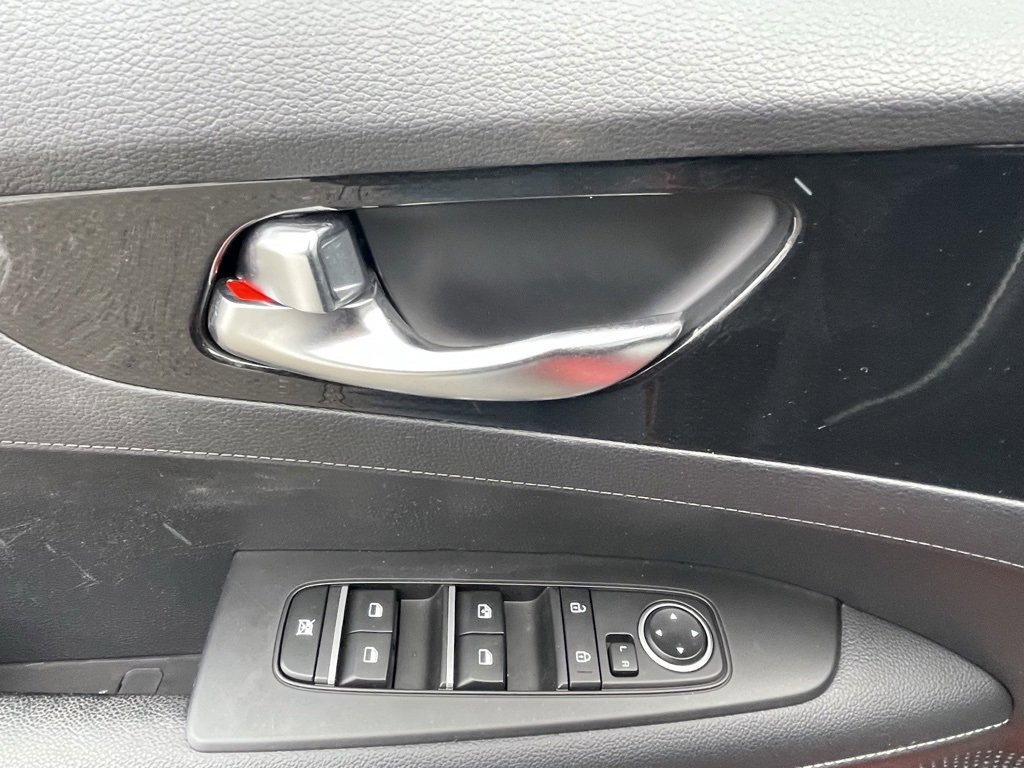 Certified 2023 Kia Forte GT-Line image 21