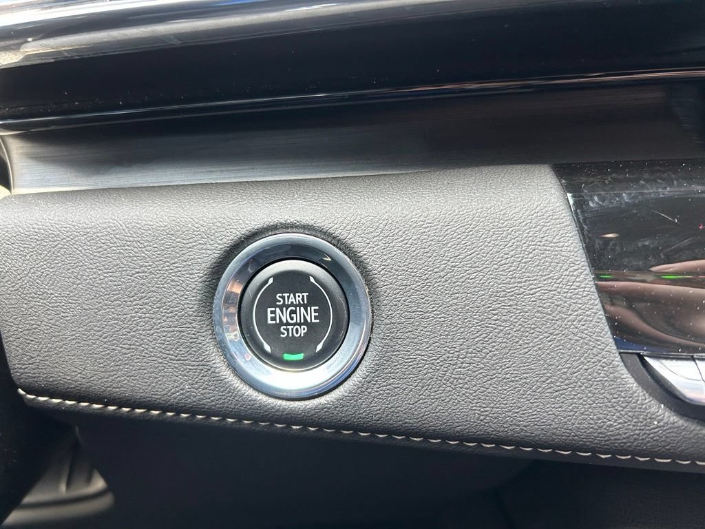 Used 2023 Cadillac Escalade Sport w/ Touring Package RWD image 32