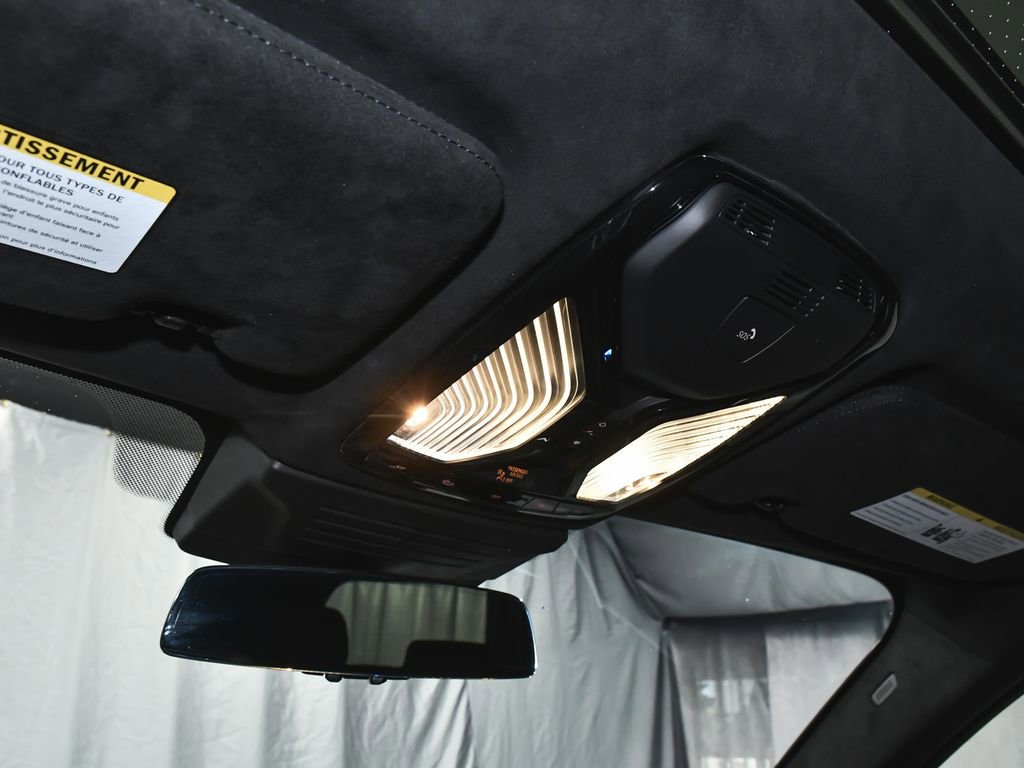 Used 2026 BMW X7 M60i AWD/4WD image 41