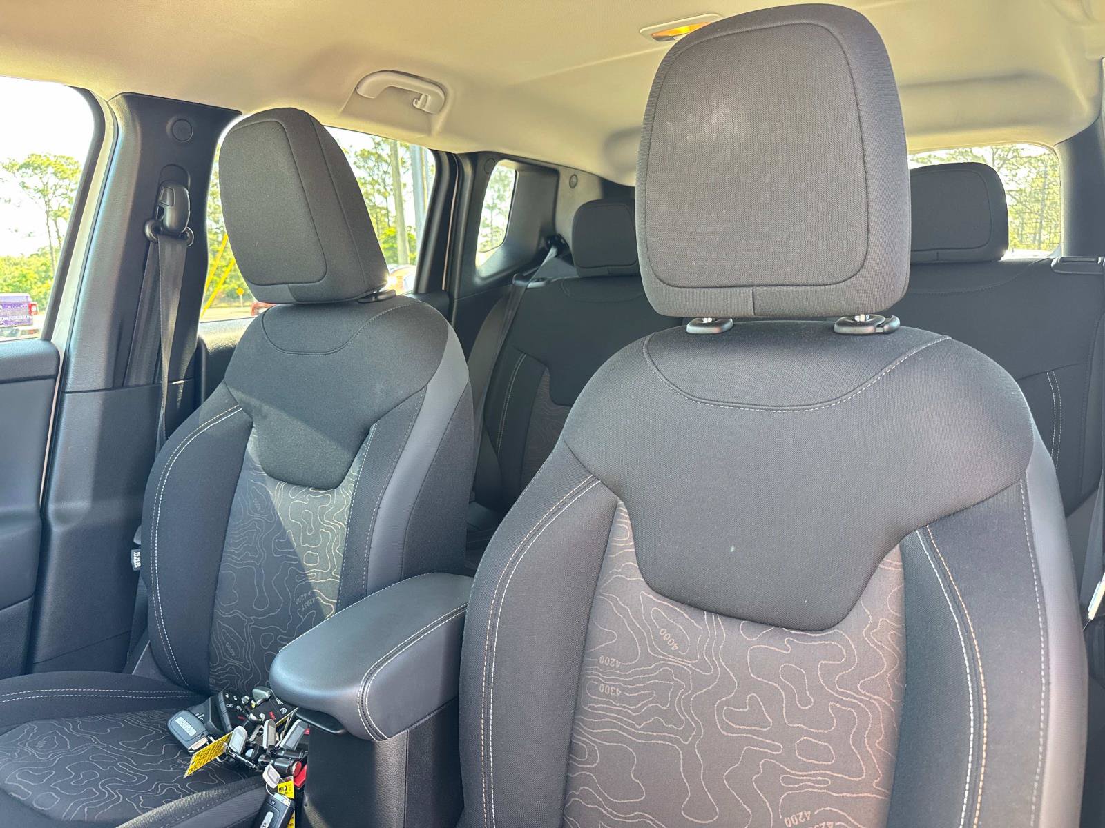 Certified 2023 Jeep Renegade Latitude AWD/4WD image 20