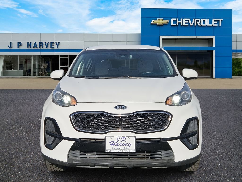 Used 2020 Kia Sportage LX image 2