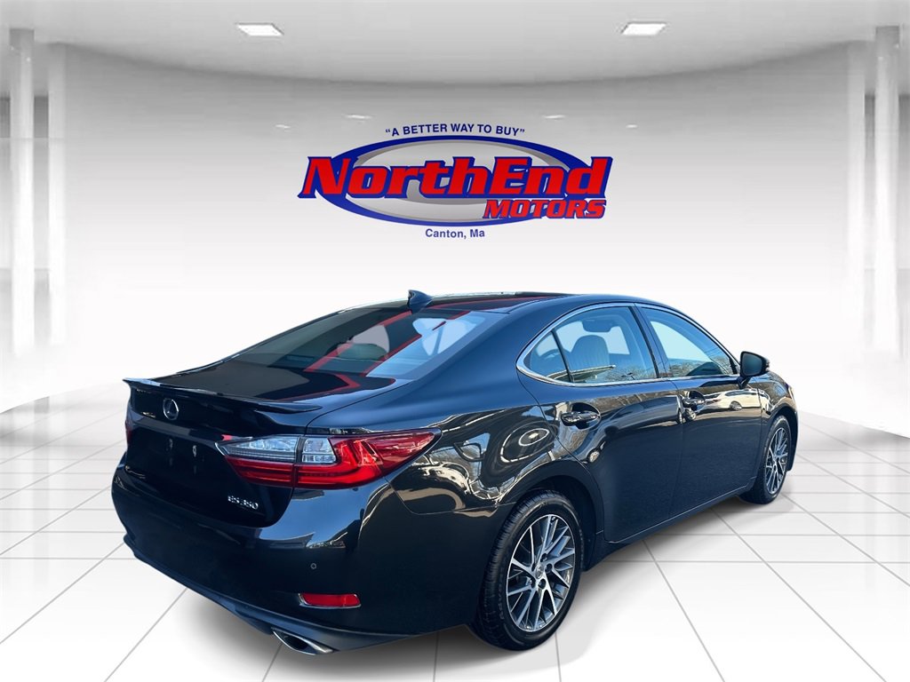 Used 2017 Lexus ES 350 w/ Navigation System Package image 3