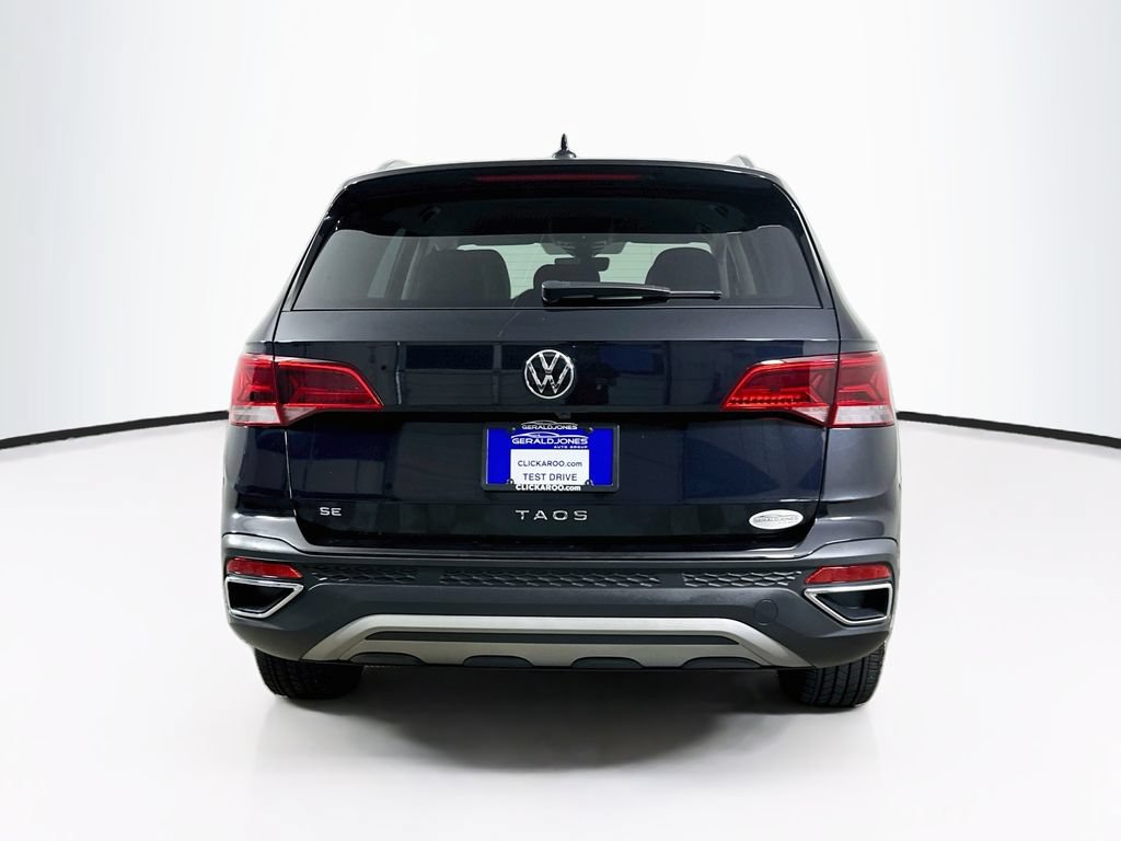 Used 2024 Volkswagen Taos SE FWD image 16
