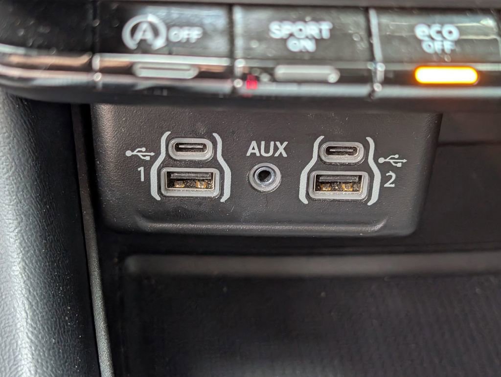 Used 2024 Dodge Durango GT AWD/4WD image 31