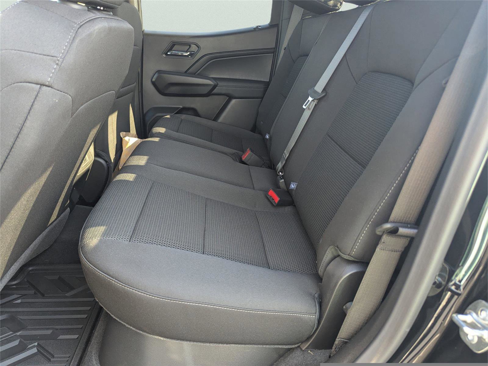 New 2026 GMC Canyon Elevation w/ Convenience Package image 15