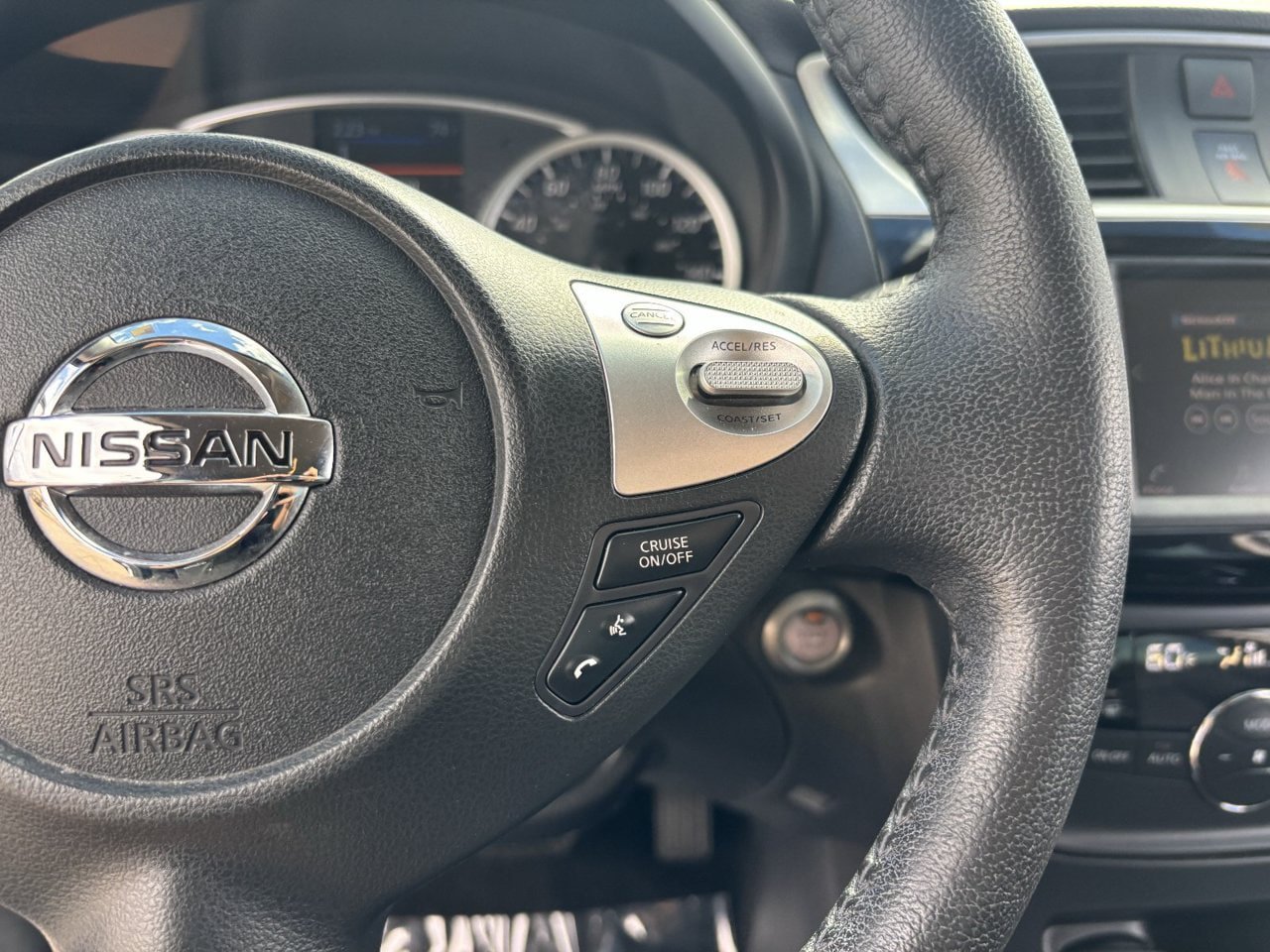 Used 2019 Nissan Sentra SV FWD image 26