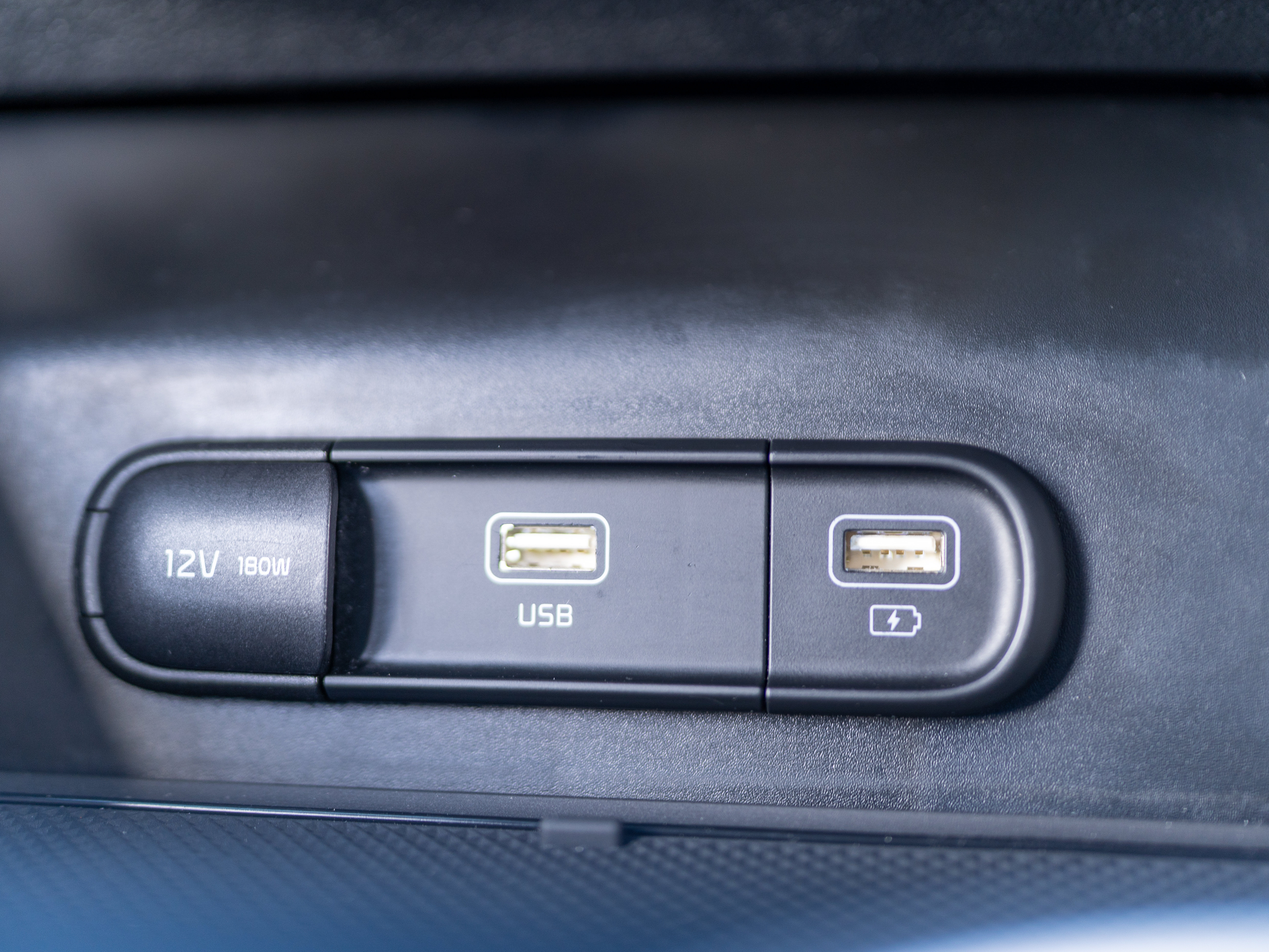 Used 2022 Kia K5 GT-Line FWD image 32