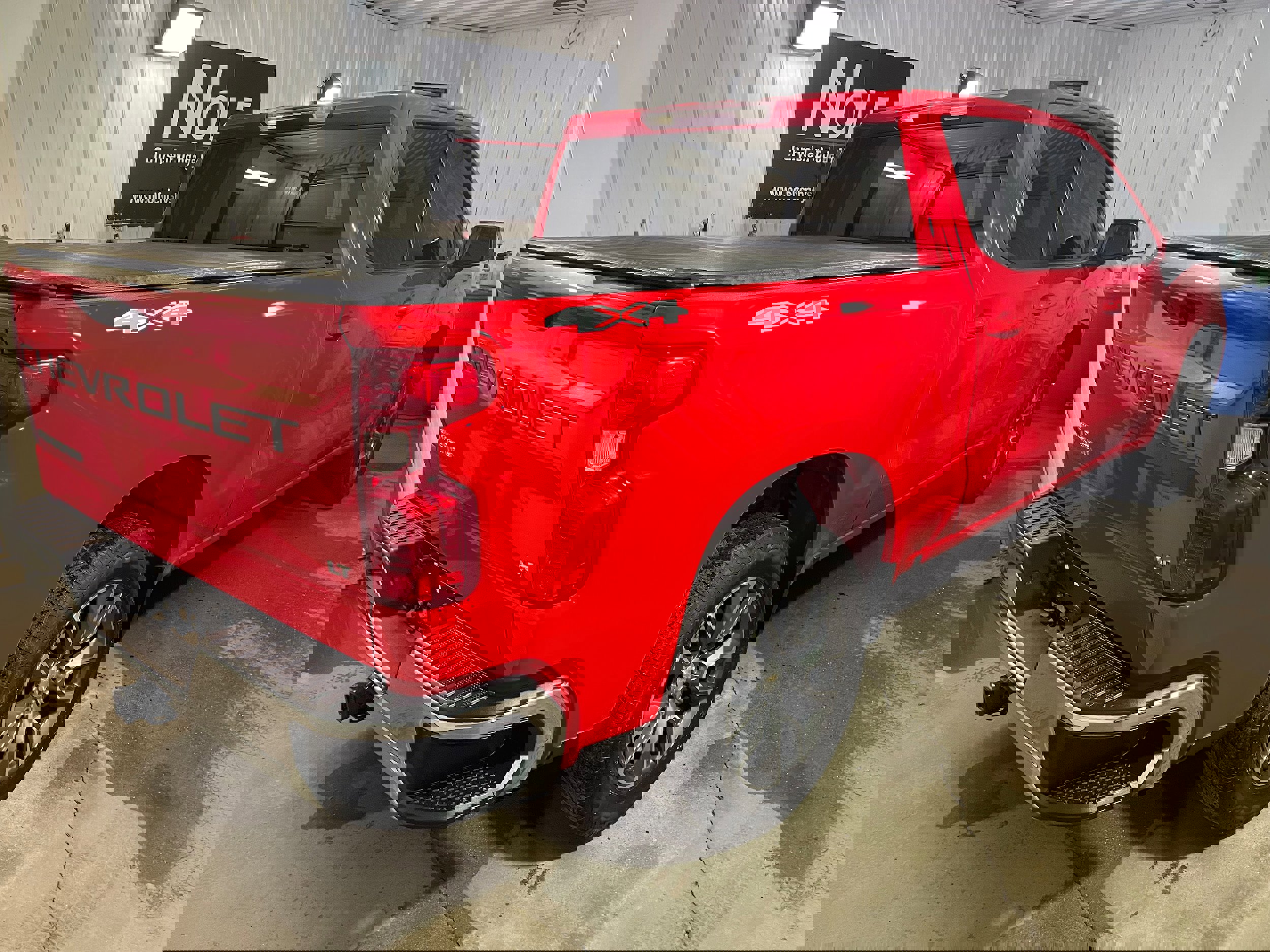 Used 2022 Chevrolet Silverado 1500 LT image 6