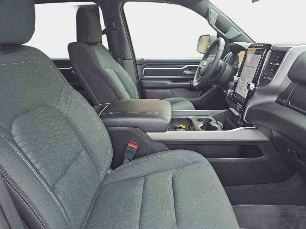 Used 2025 RAM 1500 Big Horn AWD/4WD image 12