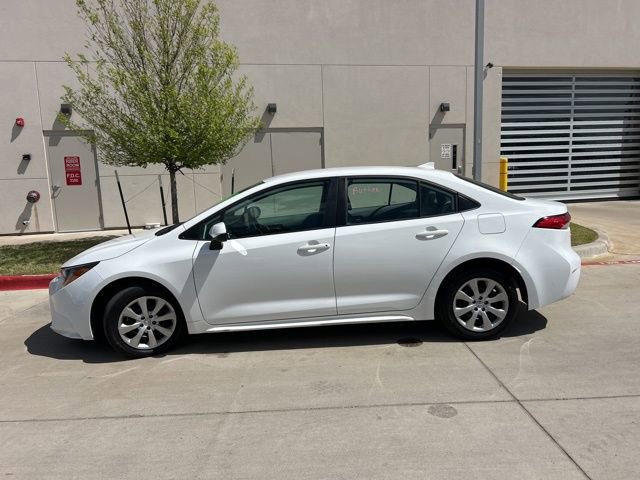 Used 2024 Toyota Corolla LE image 6