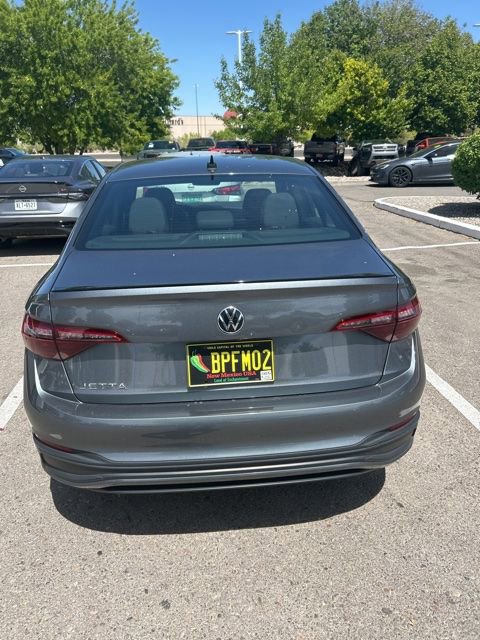 Used 2023 Volkswagen Jetta Sport FWD image 4