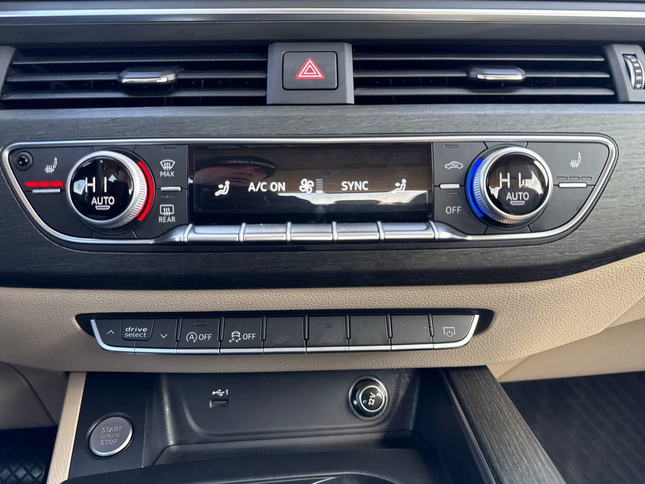 Used 2019 Audi A4 2.0T Premium w/ Convenience Package image 21