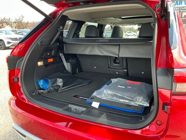 New 2025 Mitsubishi Outlander SE image 19