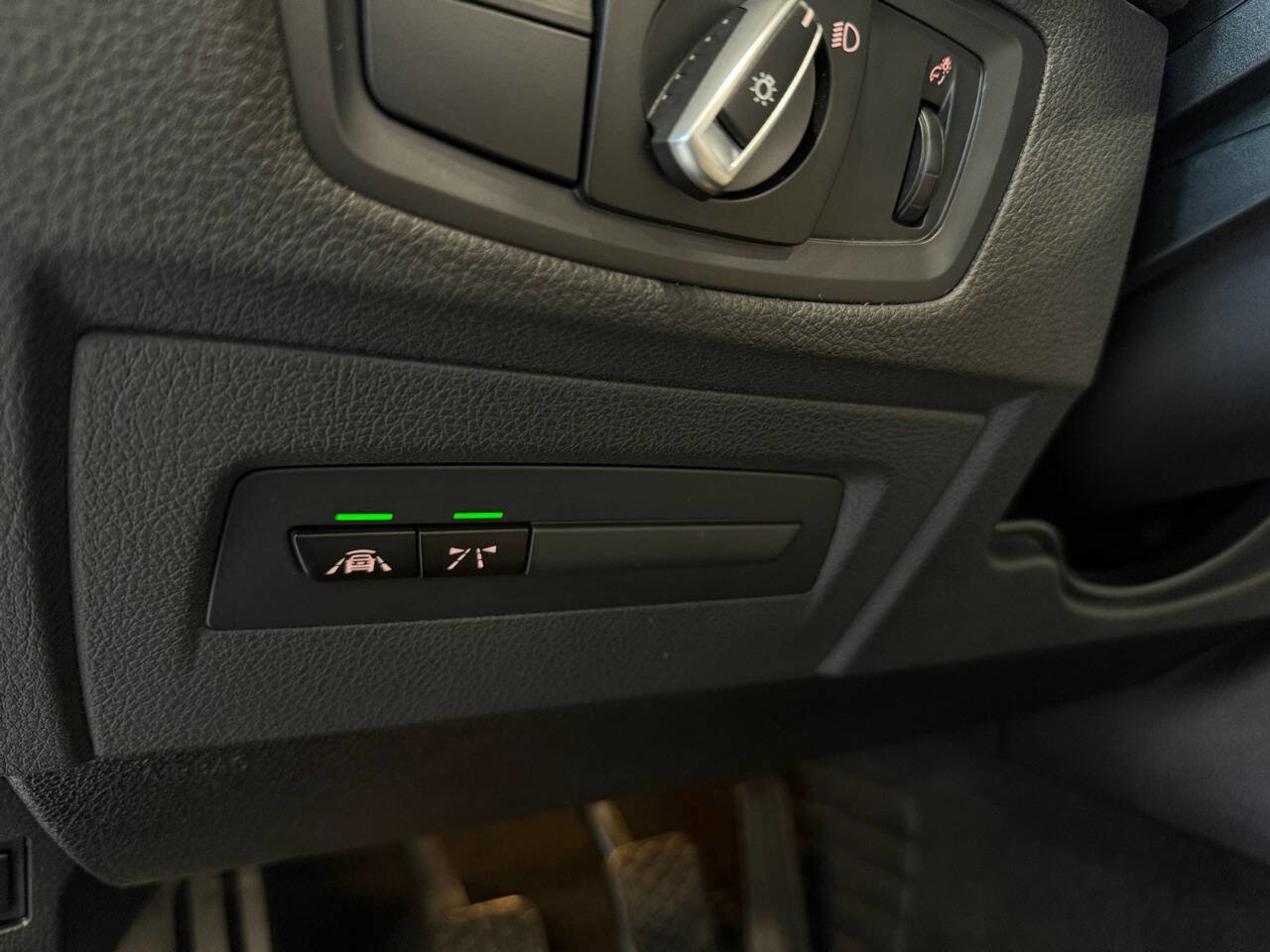 Used 2020 BMW M240i Coupe RWD image 28