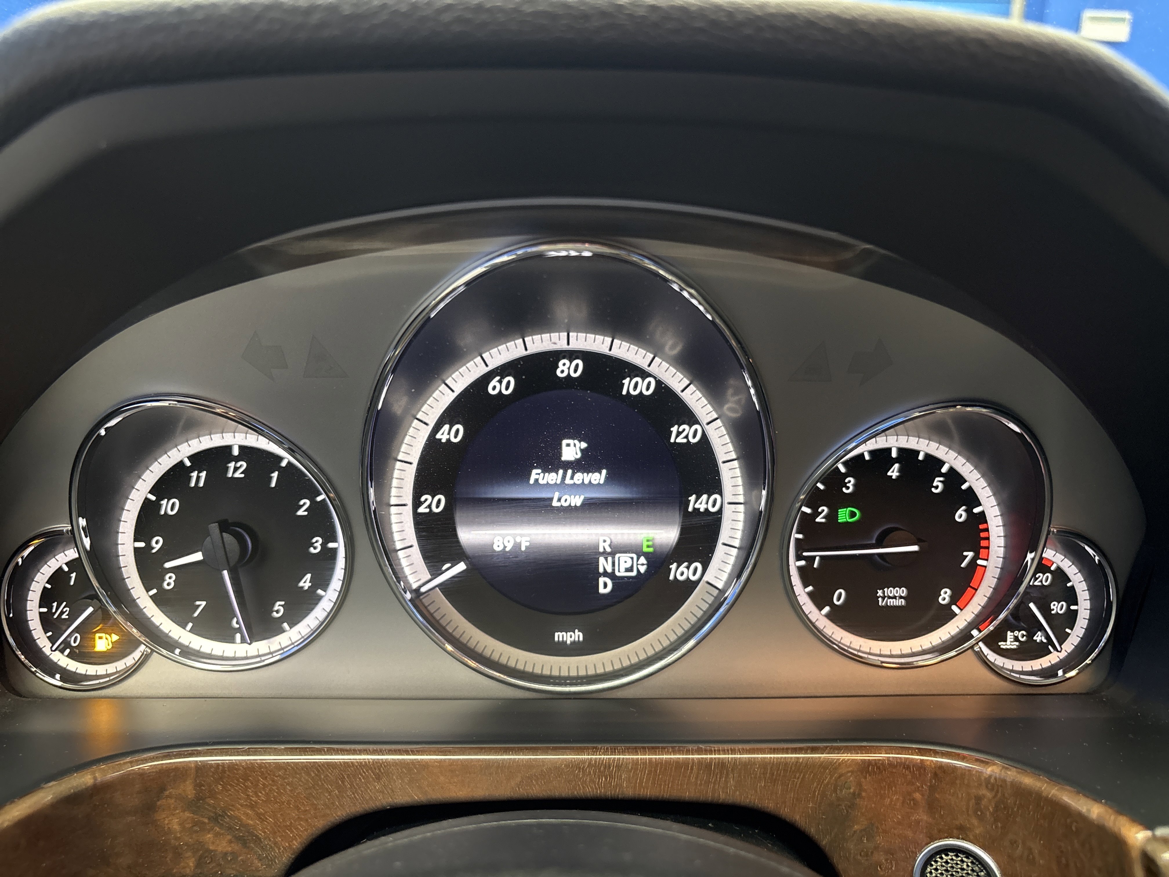 Used 2013 Mercedes-Benz E 350 4MATIC Sedan image 16
