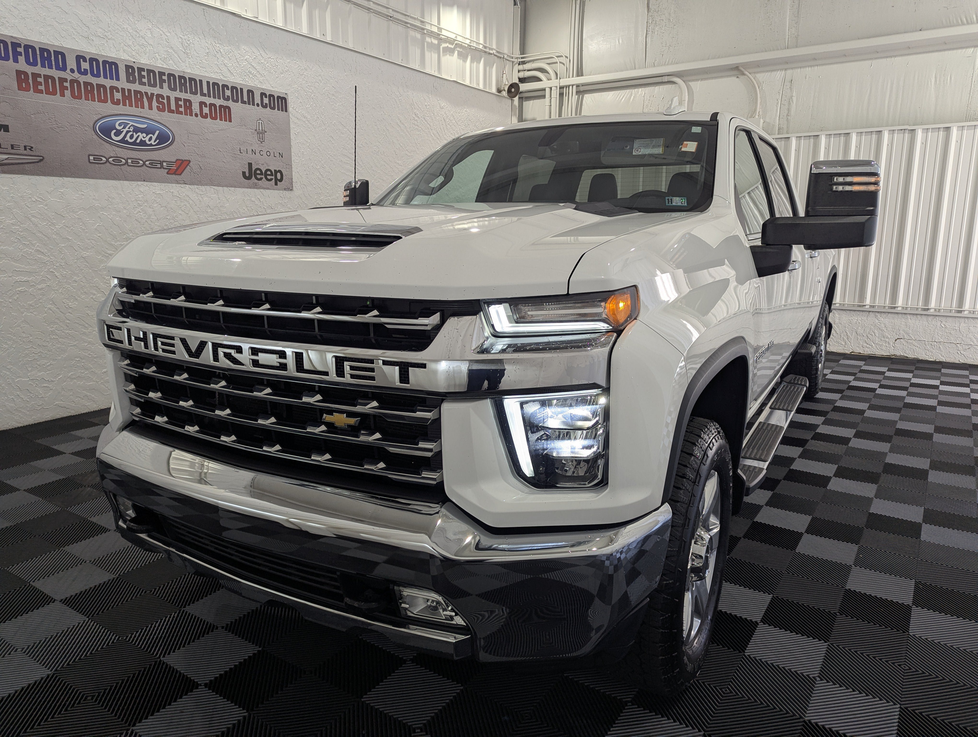 Used 2020 Chevrolet Silverado 2500 LTZ w/ Snow Plow Prep/Camper Package AWD/4WD image 3