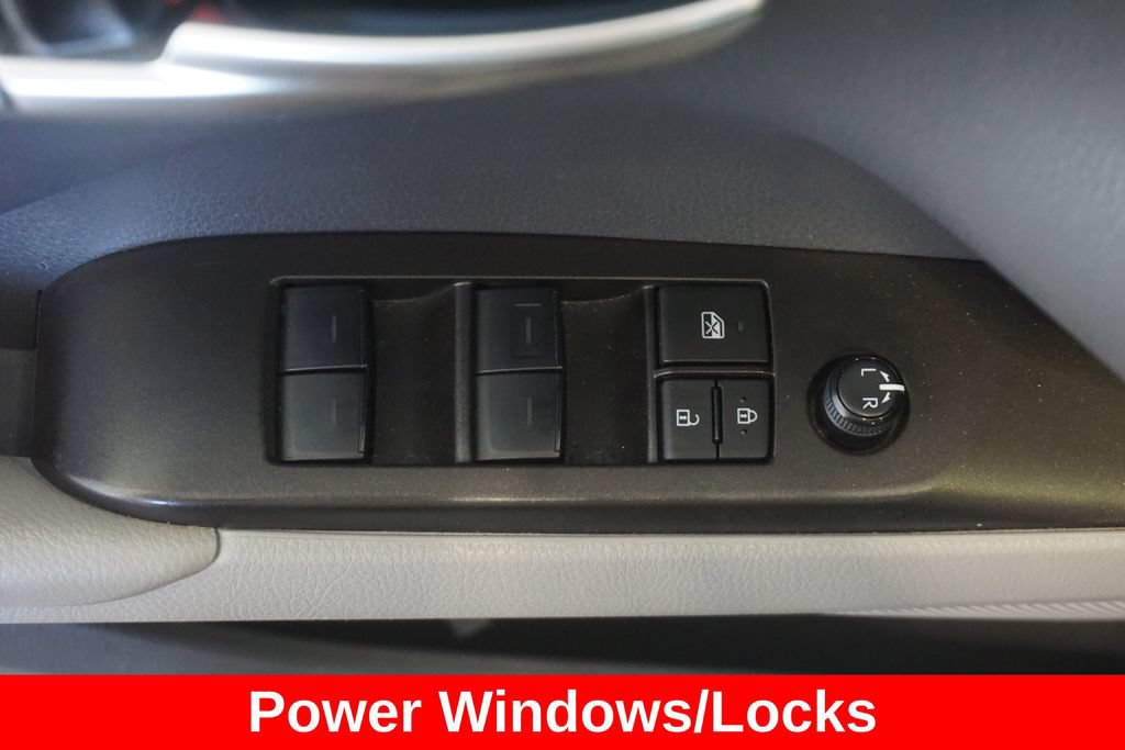 Certified 2024 Toyota Camry SE FWD image 6