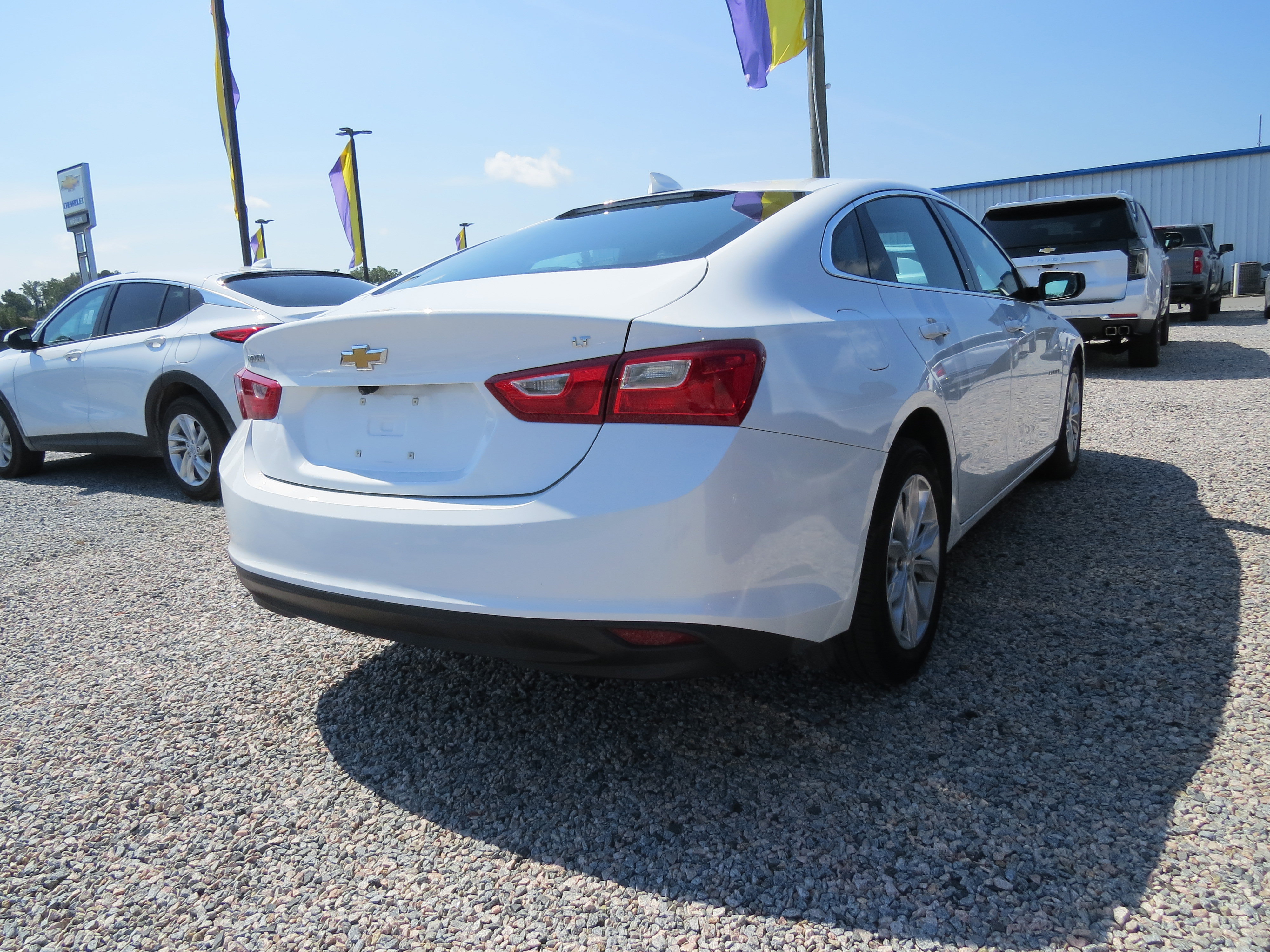 Used 2023 Chevrolet Malibu LT image 14
