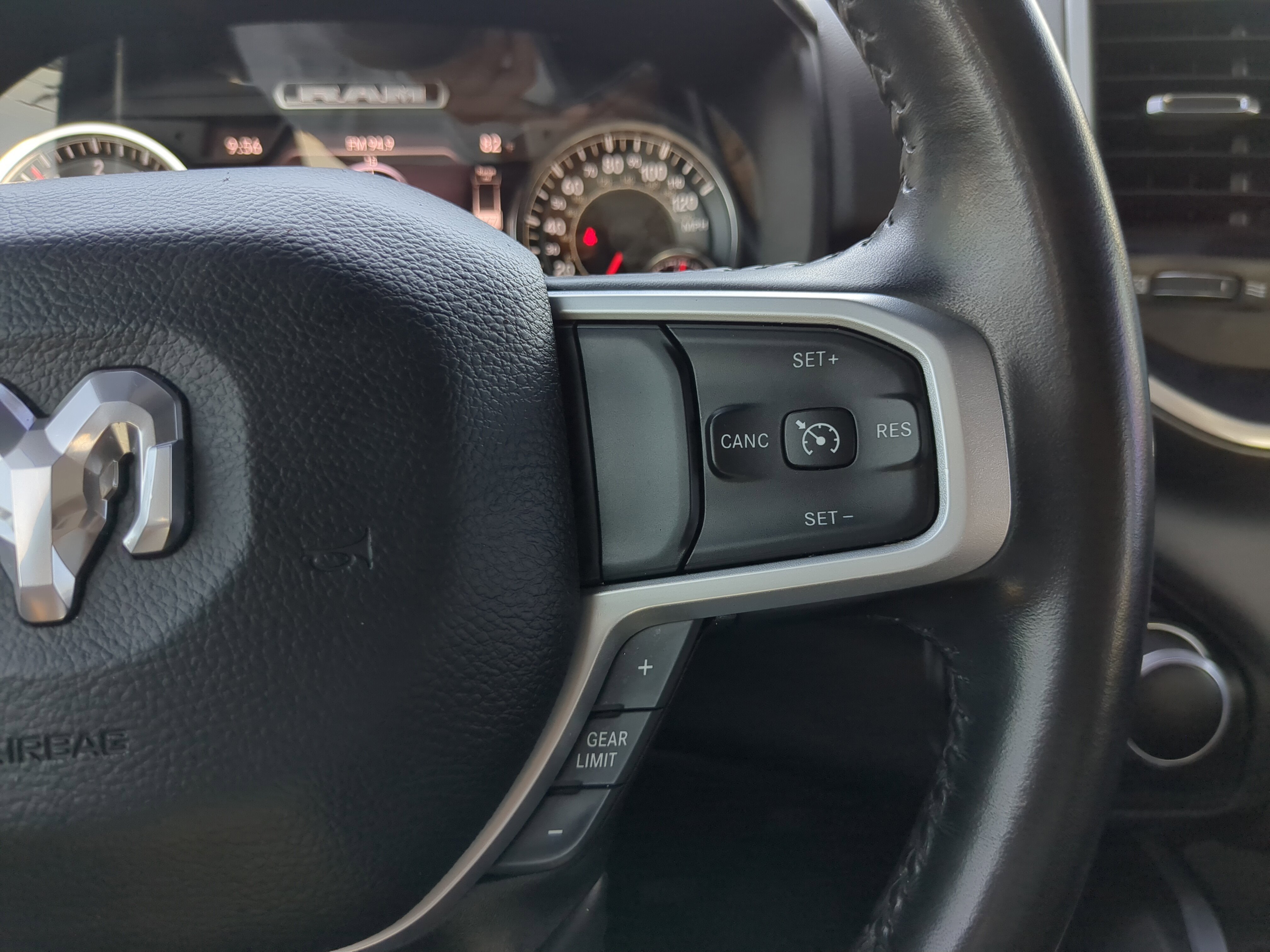 Used 2022 RAM 1500 Big Horn image 29