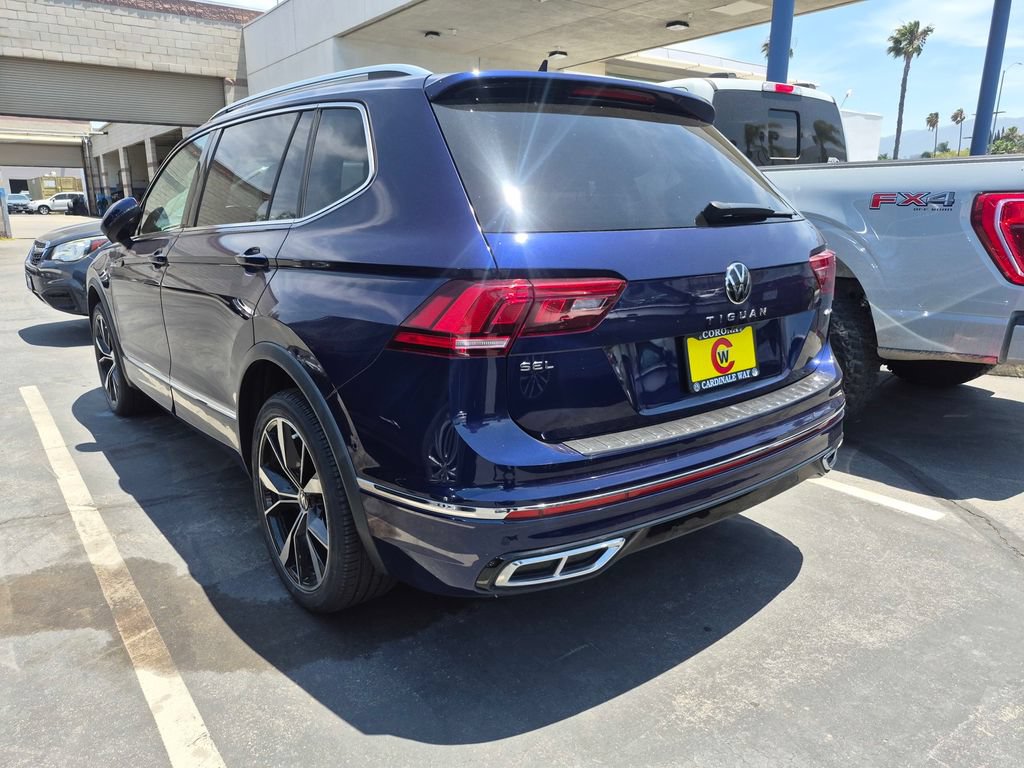 Certified 2022 Volkswagen Tiguan SEL R-Line AWD/4WD image 4