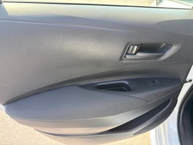Used 2026 Toyota Corolla LE FWD image 22