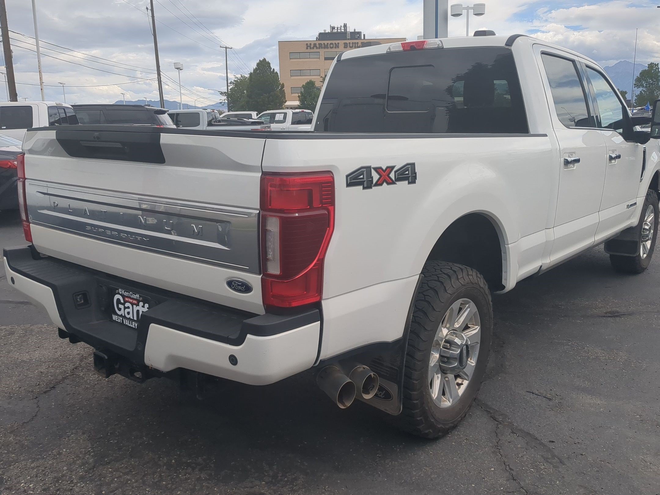 Used 2021 Ford F350 Platinum AWD/4WD image 3