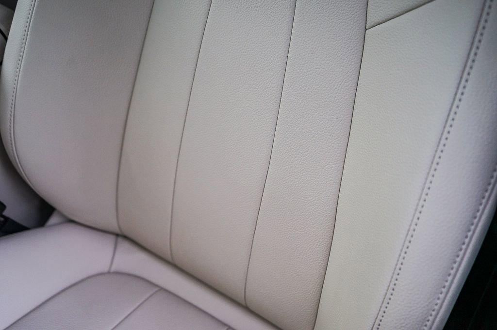 Used 2025 Mercedes-Benz GLB 250 image 23