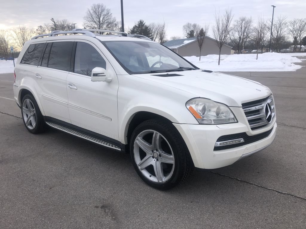 Used 2011 Mercedes-Benz GL 550 4MATIC image 20