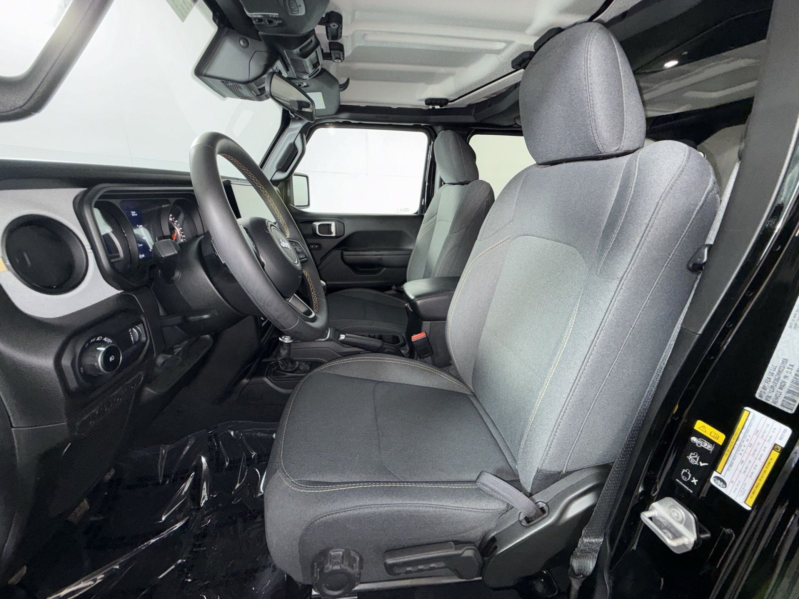 Used 2024 Jeep Wrangler Unlimited Sport AWD/4WD image 13