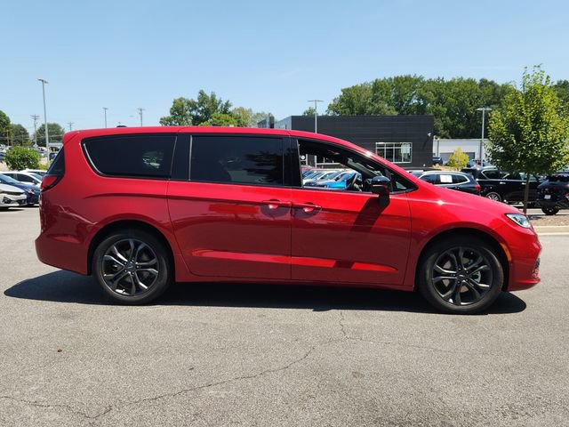 New 2026 Chrysler Pacifica Select image 17