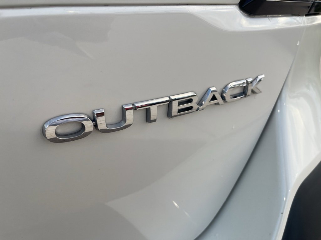 Certified 2022 Subaru Outback Premium image 9