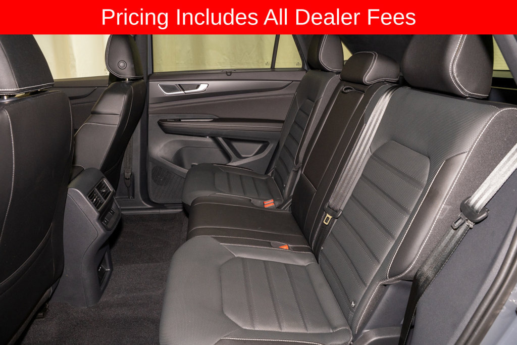Used 2025 Volkswagen Atlas Cross Sport SEL R-Line AWD/4WD image 10