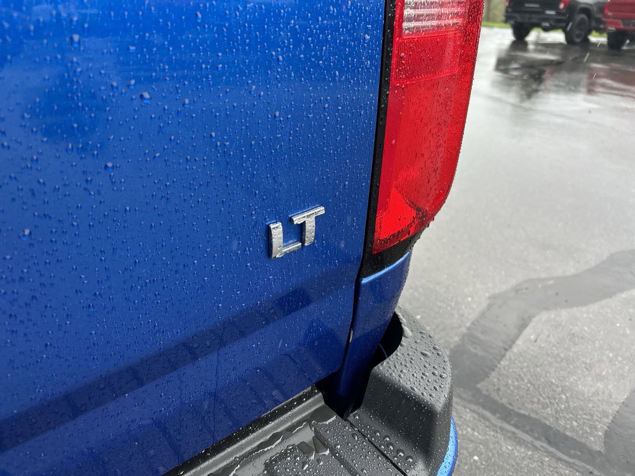 Used 2019 Chevrolet Colorado LT w/ LT Convenience Package AWD/4WD image 12