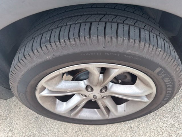 Used 2015 Ford Explorer Limited FWD image 9