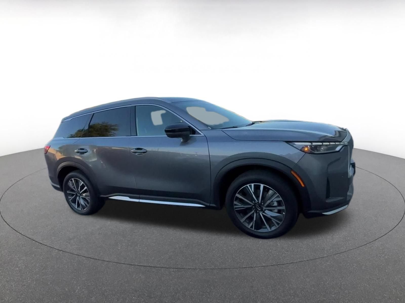 Used 2026 INFINITI QX60 Luxe AWD/4WD image 2