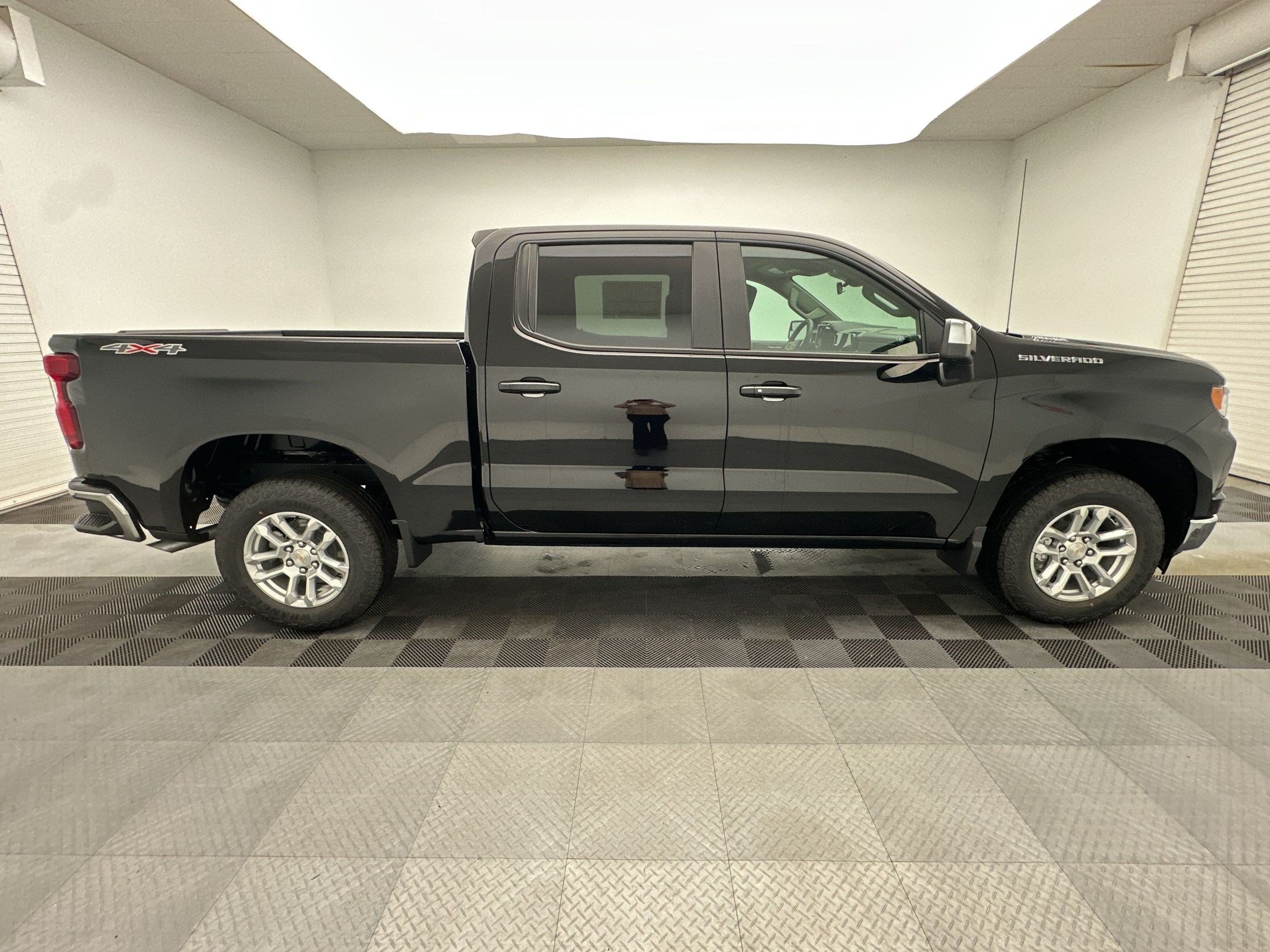 New 2026 Chevrolet Silverado 1500 LT AWD/4WD image 8