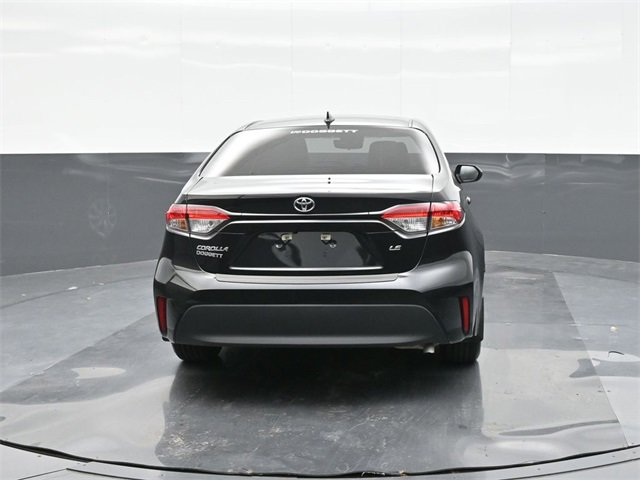 Used 2025 Toyota Corolla LE image 11