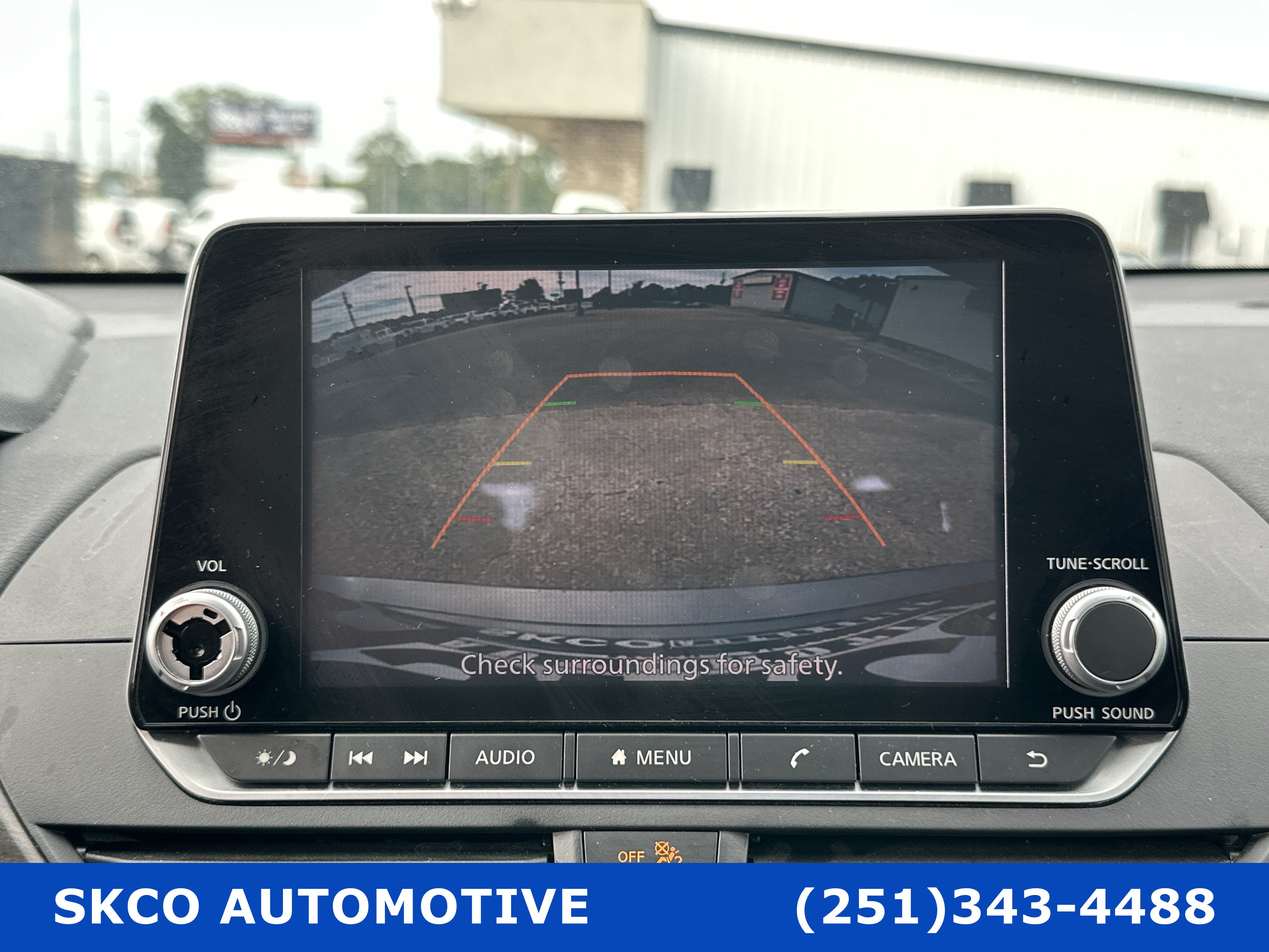 Used 2023 Nissan Altima 2.5 SV FWD image 16