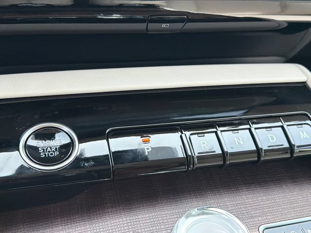 New 2027 Lincoln Navigator Premiere AWD/4WD image 32