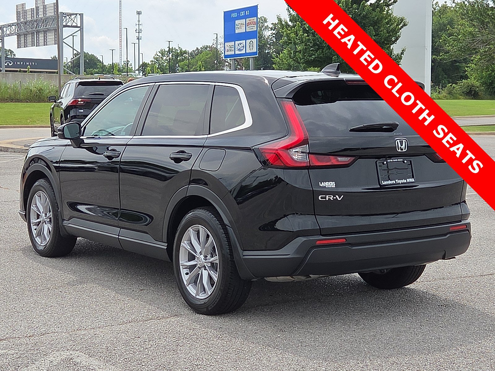 Used 2025 Honda CR-V EX image 4