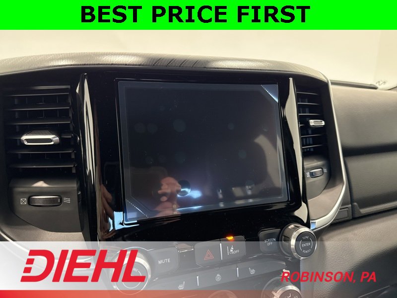 New 2026 RAM 1500 4x4 Crew Cab image 30