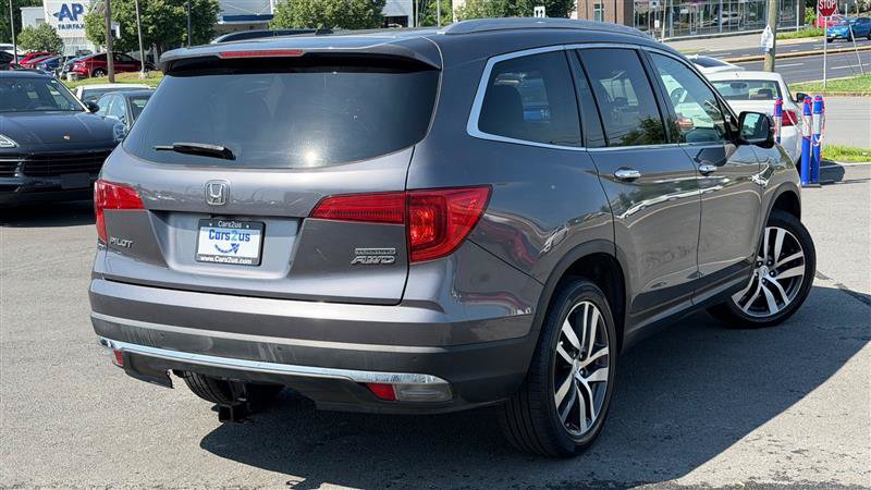 Used 2017 Honda Pilot Touring image 6